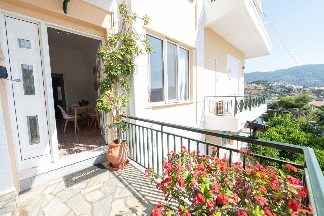 Villa Sofia Sea View Poros Town 外观 照片